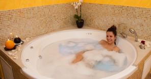 Casa con Jacuzzi de 2 plazas, 160 cm de diametro