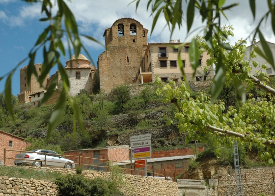 Casa Nuri de Rei Apartamento vistas Todolella iglesia y castillo