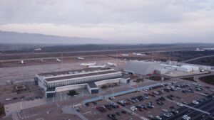 Aterriza y desconecta: El Aeropuerto de Castellón a un paso de tu escapada rural en La Pobla Tornesa